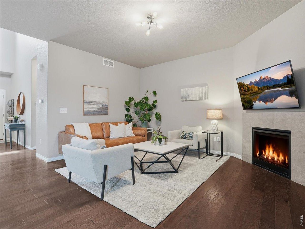 Living Room With Gas Fireplace