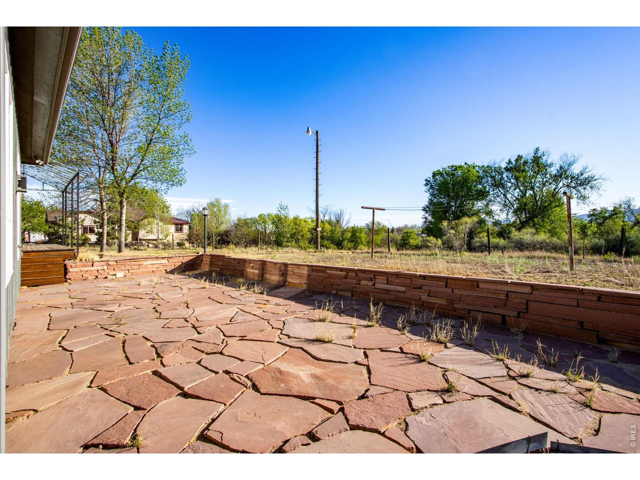 Rear Flagstone Patio