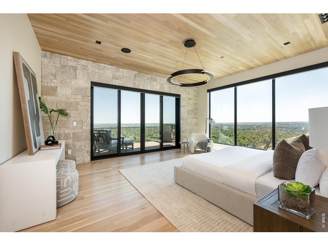 Property Photo 27 The luxurious primary suite retreat overlooking Boulder and the foothills