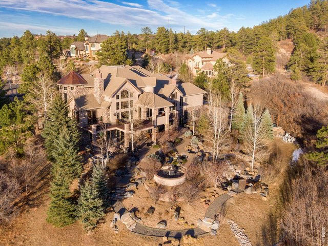 Property Photo 46 1 acre featuring mature landscaping, sprinkler and drip plus backs to hundreds of acres of private open space