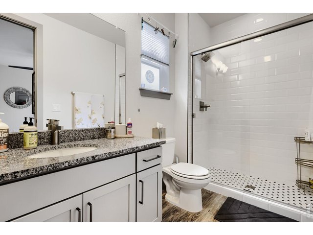 Property Photo 19 SECONDARY ENSUITE