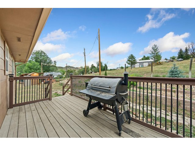 Property Photo 33 Back patio perfect for grilling.