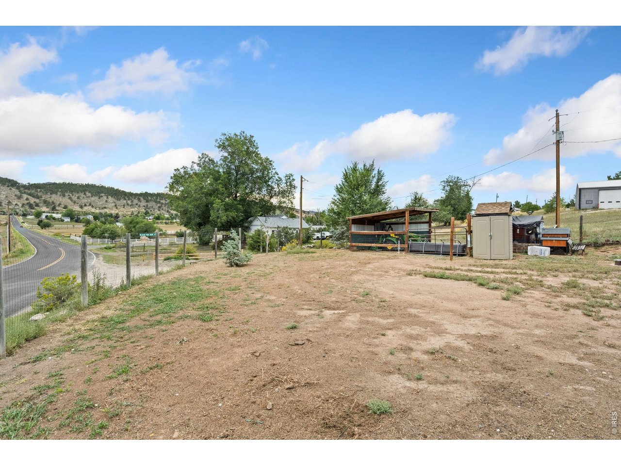 loafing shed and chicken coop on a 1/3 acre, bring your animals.