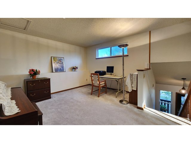 Property Photo 23 Loft/office