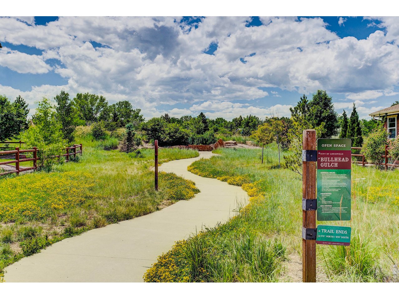 Nearby Trailhead