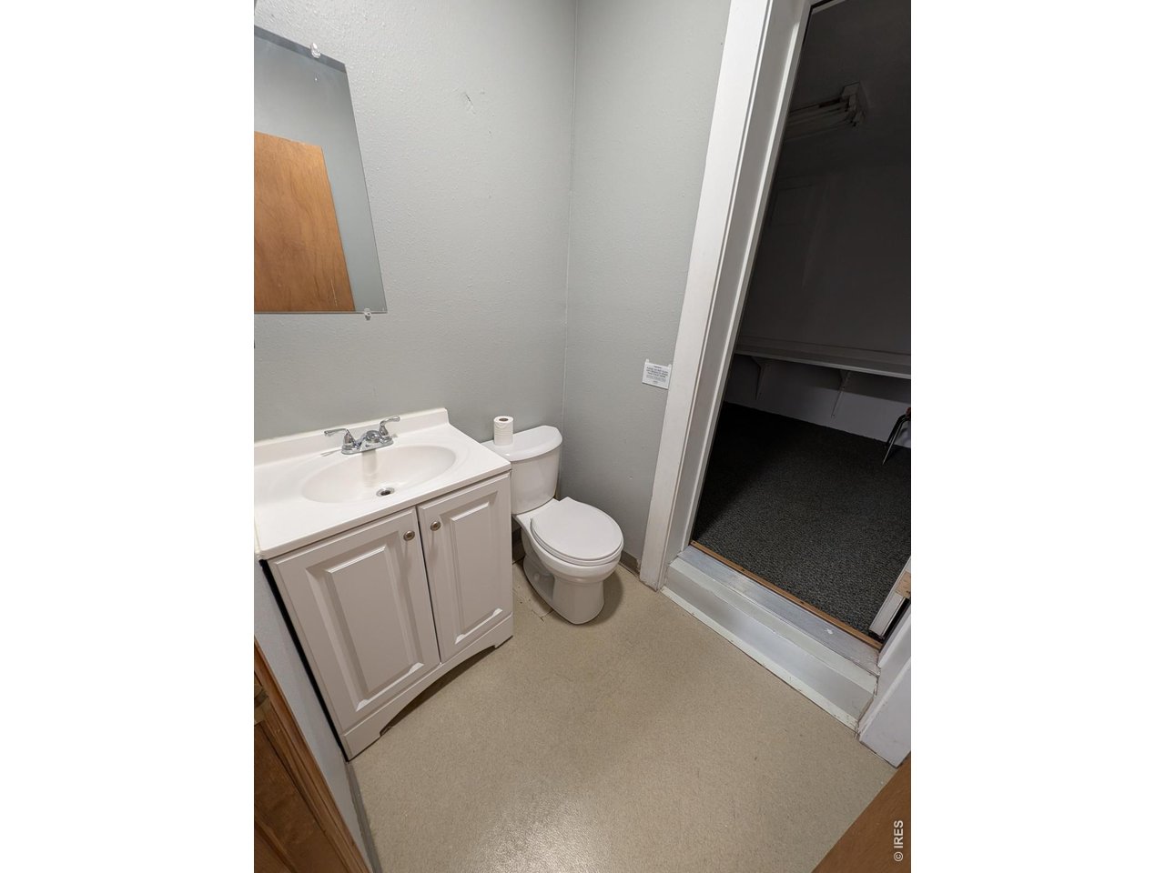 Property Photo 3 Right half/ Bathroom 1