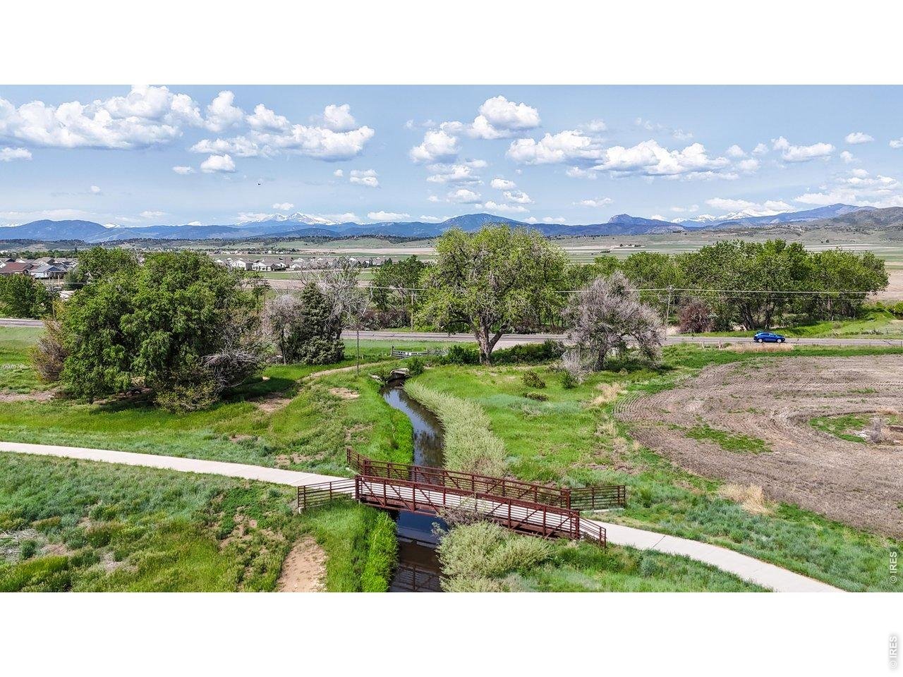Hiking/biking trails nearby