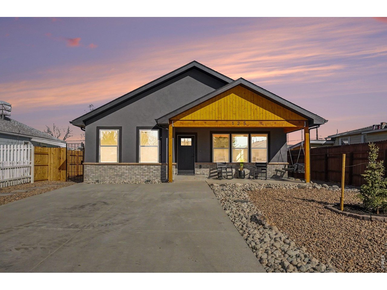 Property Photo 1 