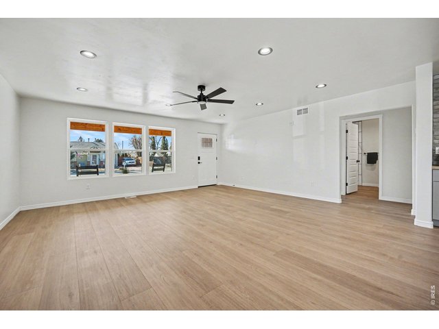 Property Photo 5 Great Room
