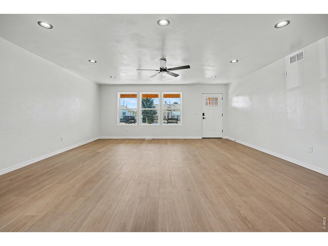 Property Photo 7 great Room