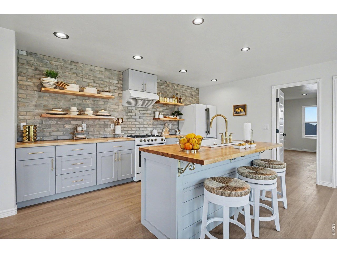 Property Photo 12 