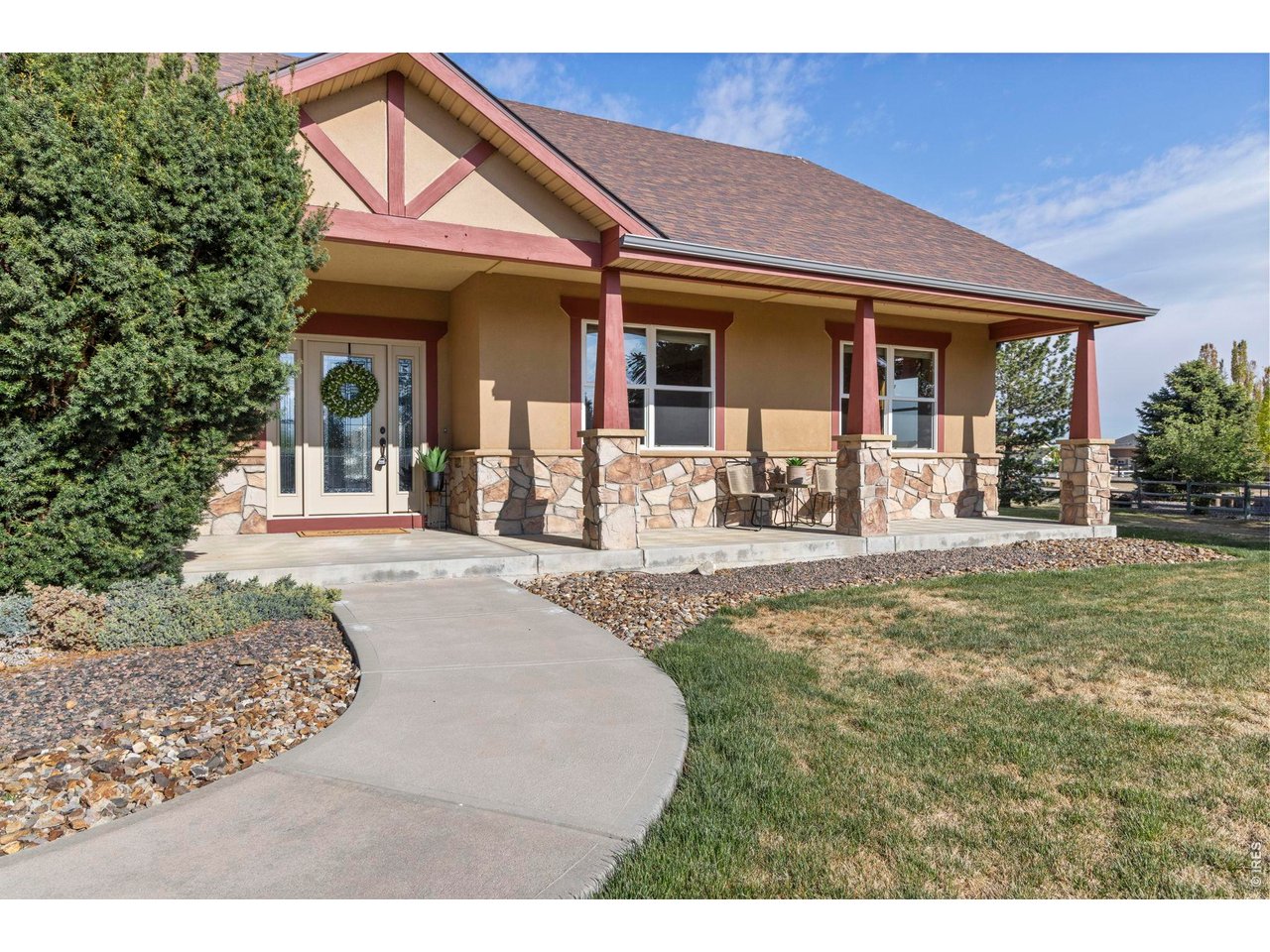 Wonderful Colorado Style Stone and Wood Trim 