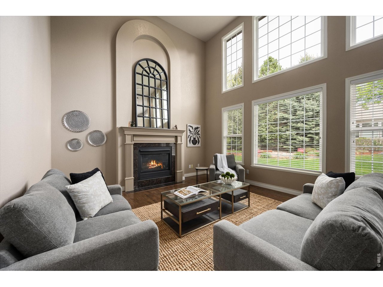 Light-Filled living pace with an airy feel