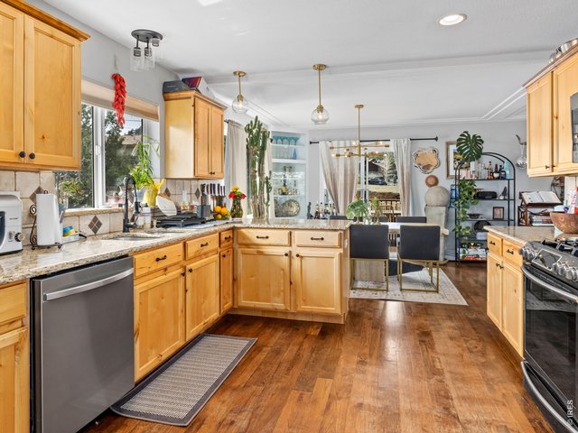 Property Photo 14 