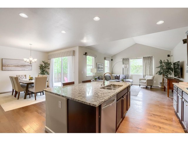 Property Photo 6 Gourmet kitchen opens to family and dining rooms