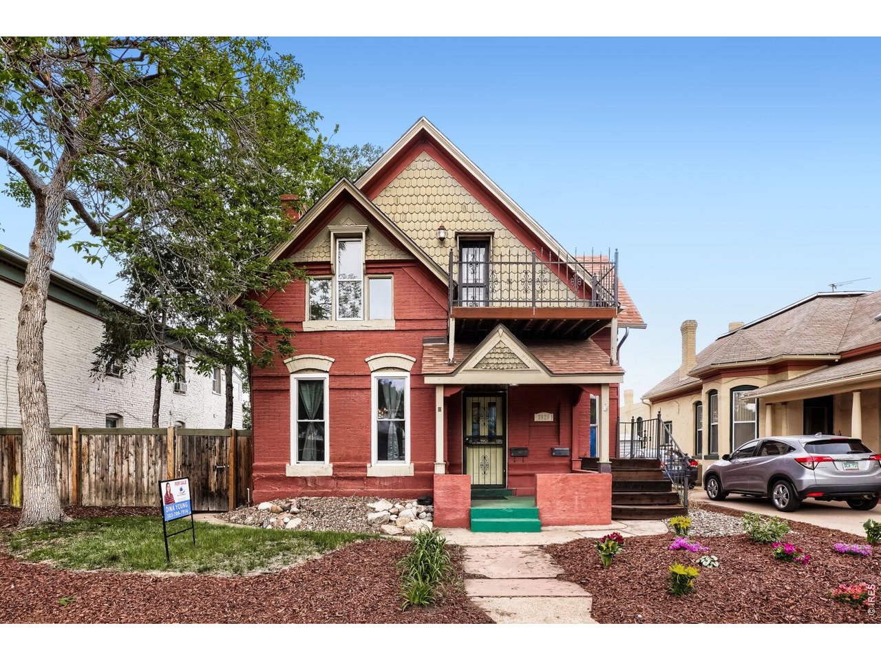 Welcome to 2929 Curtis St in the HEART of RiNo!