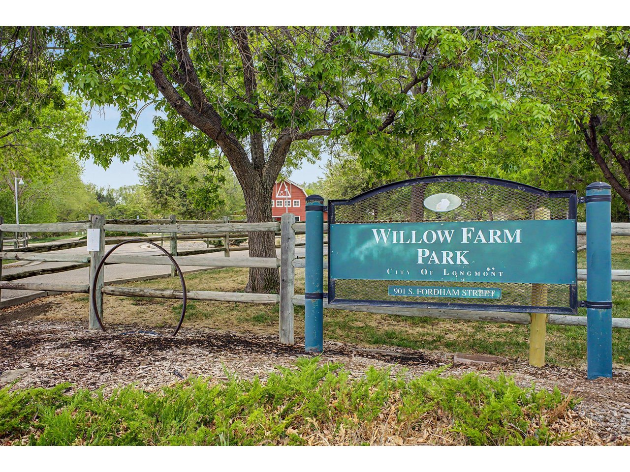 Around the corner from Willow Farm Park 