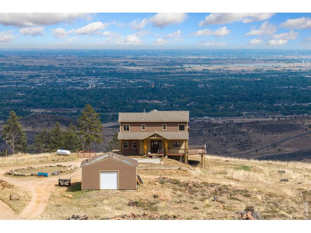 Property Photo 1 Unobstructed views for 60 miles!