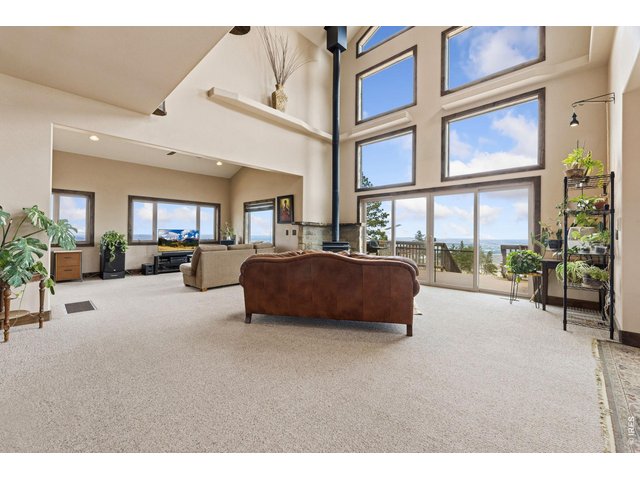 Property Photo 8 Talk about a Great Room!