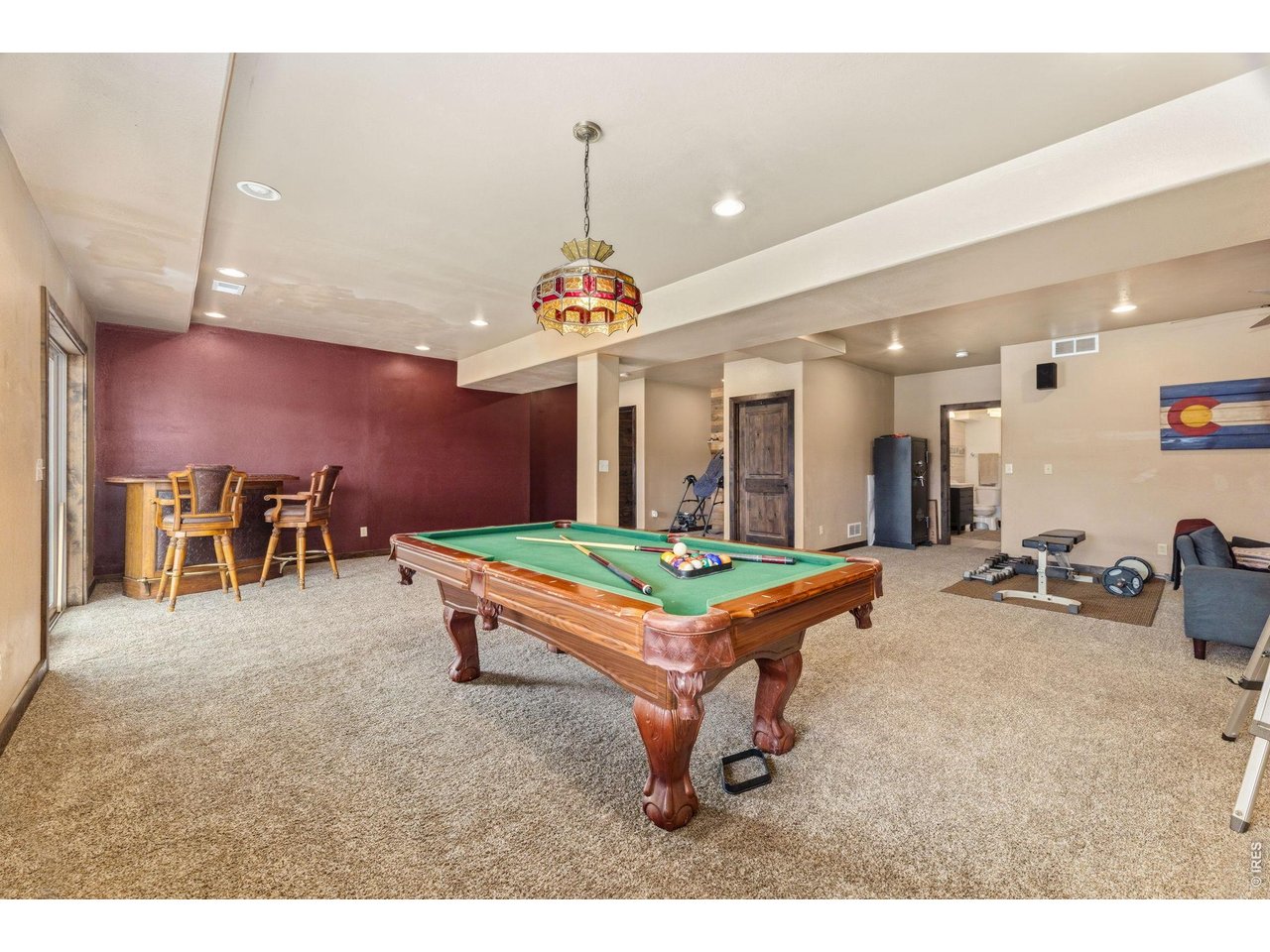 Property Photo 30 Great for entertaining