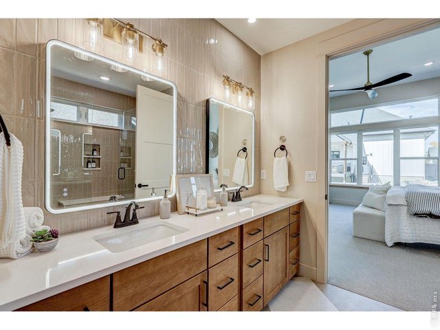 Property Photo 28 Primary Bath