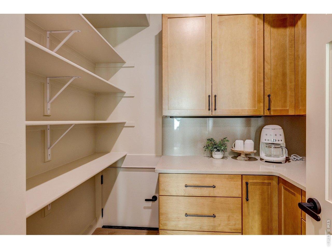 Property Photo 18 Pantry
