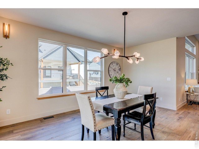 Property Photo 16 Dining Room