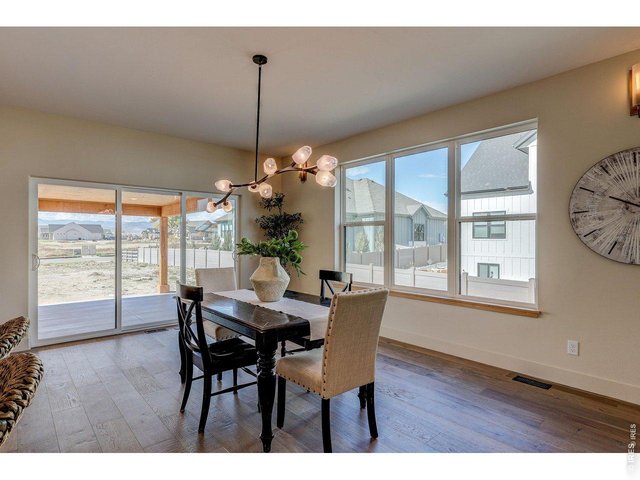 Property Photo 14 Dining Room