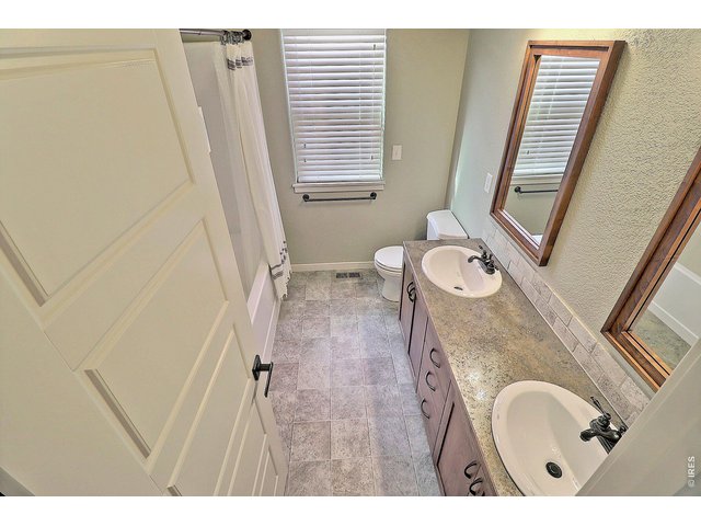 Property Photo 34 Upstairs Bathroom
