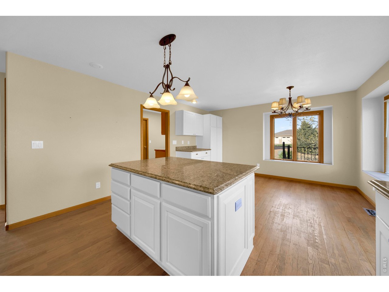 Kitchen and Dinette