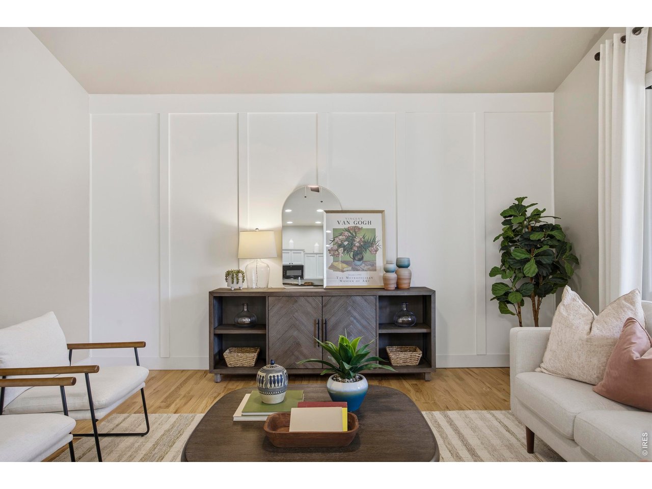 Large enough to fit big furniture pieces. Huge window with gorgeous backyard views
