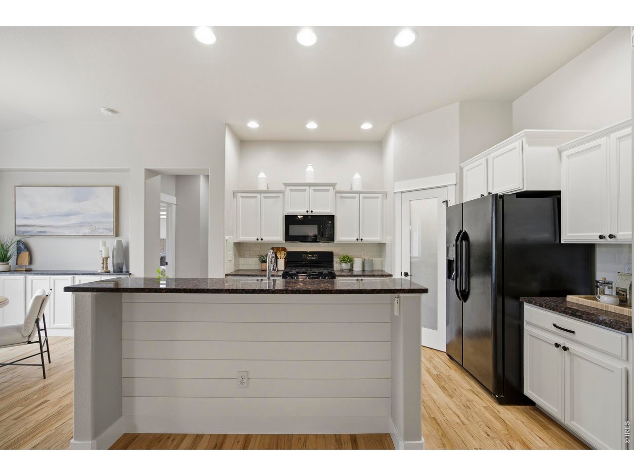 Large Walk-In Pantry, Shiplap Accent on Bar, All Appliances included