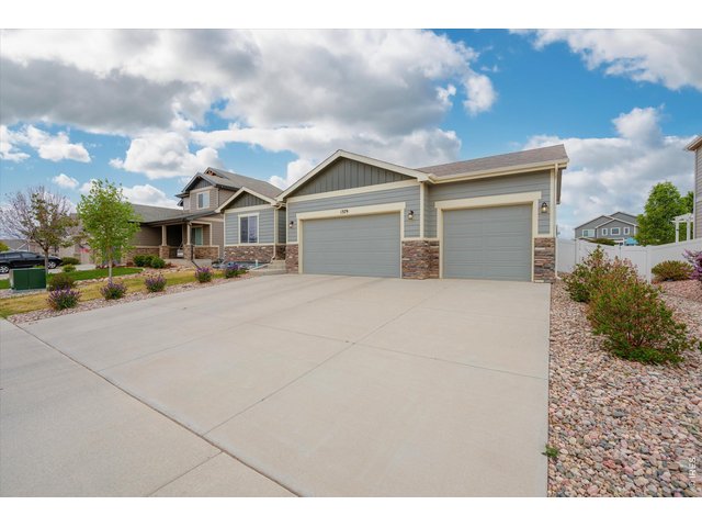 Property Photo 1 