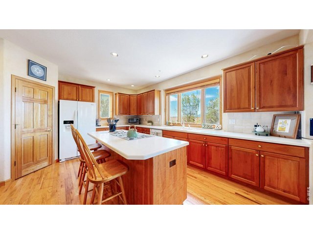 Property Photo 16 Kitchen