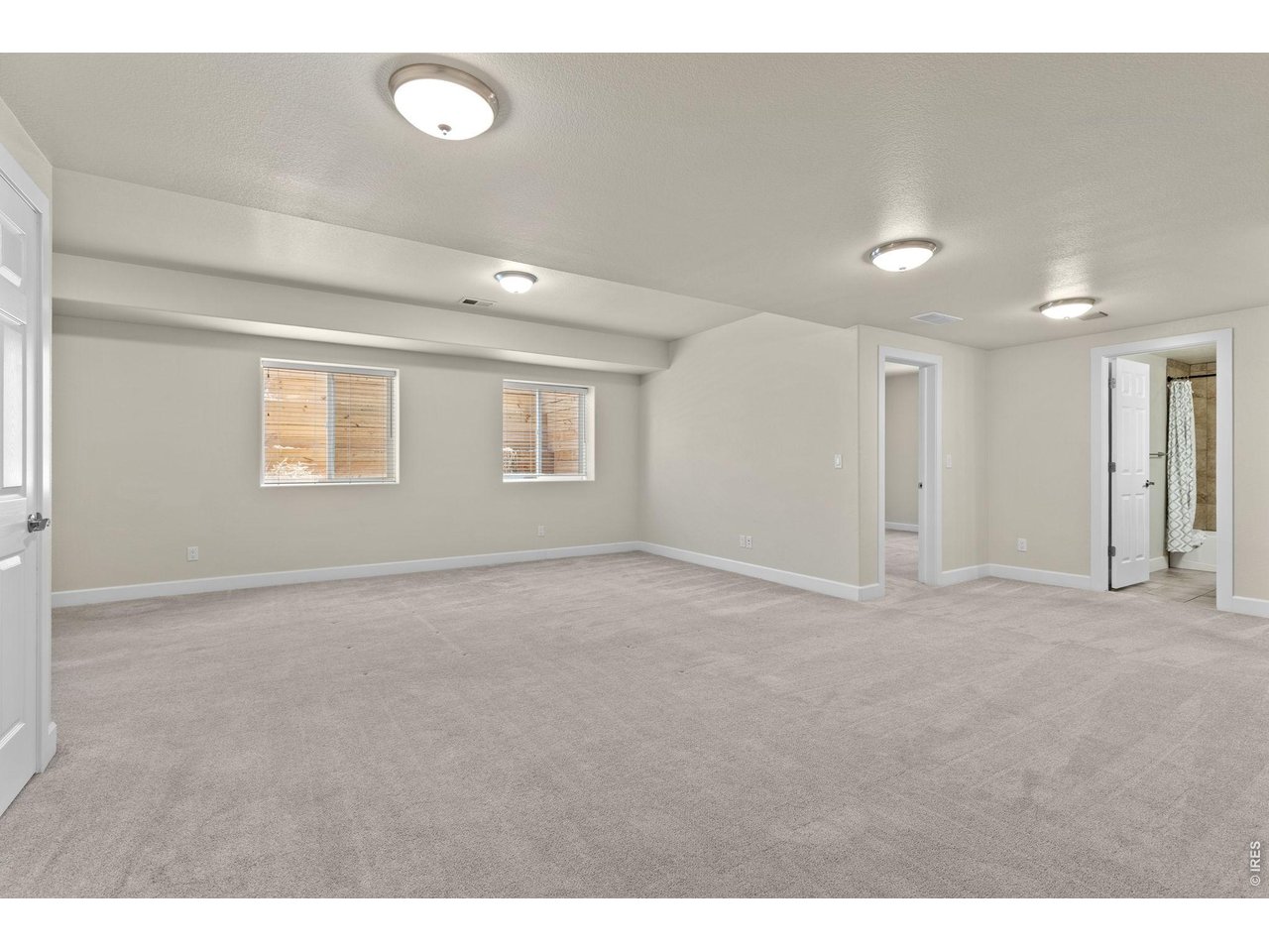 Another standout feature of the home is the fully finished basement featuring a large rec room that gives you flexibility for entertaining or relaxing.