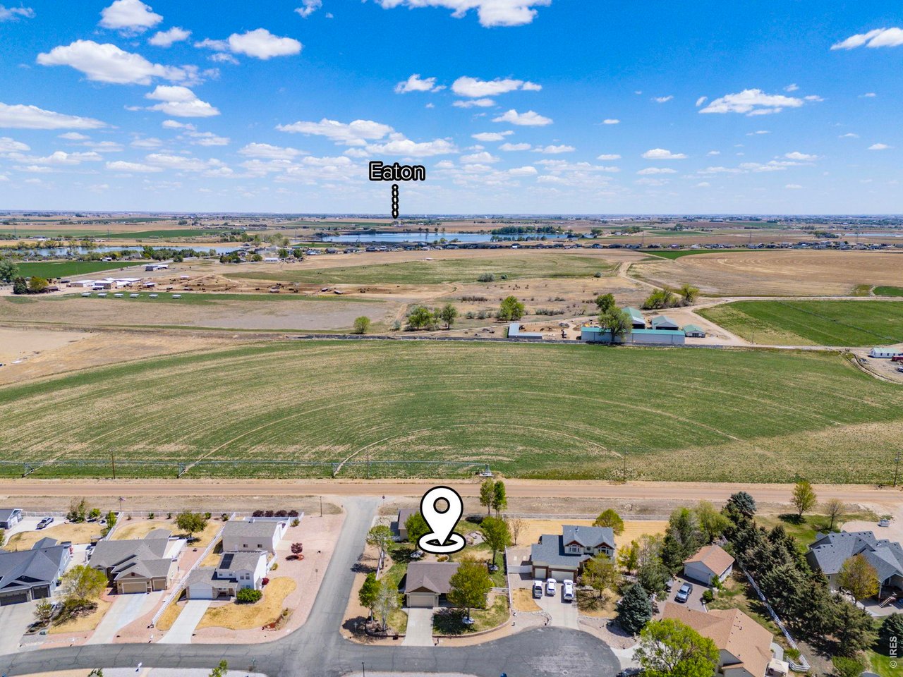Situated on a private corner lot in a quiet cul-de-sac, this property backs to farm ground offering a peaceful, tucked-away feeling while still being conveniently close to town and ample amenities.
