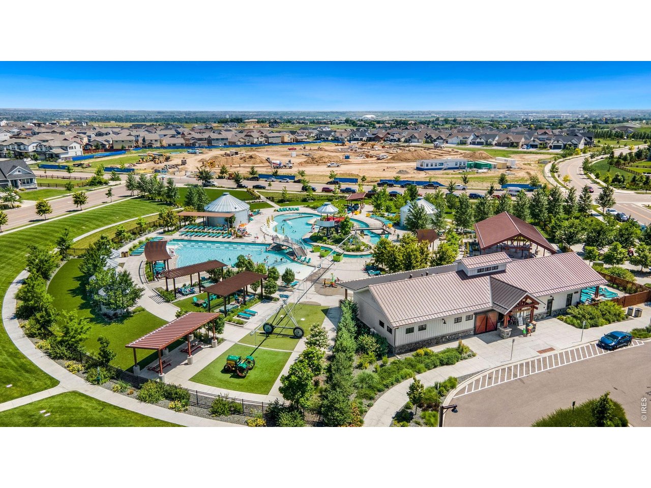 RAINDANCE RIVER RESORT POOL