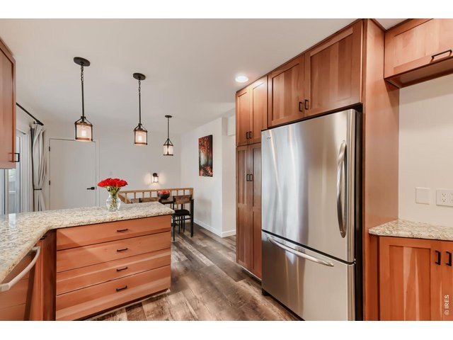 Property Photo 9 All kitchen appls included