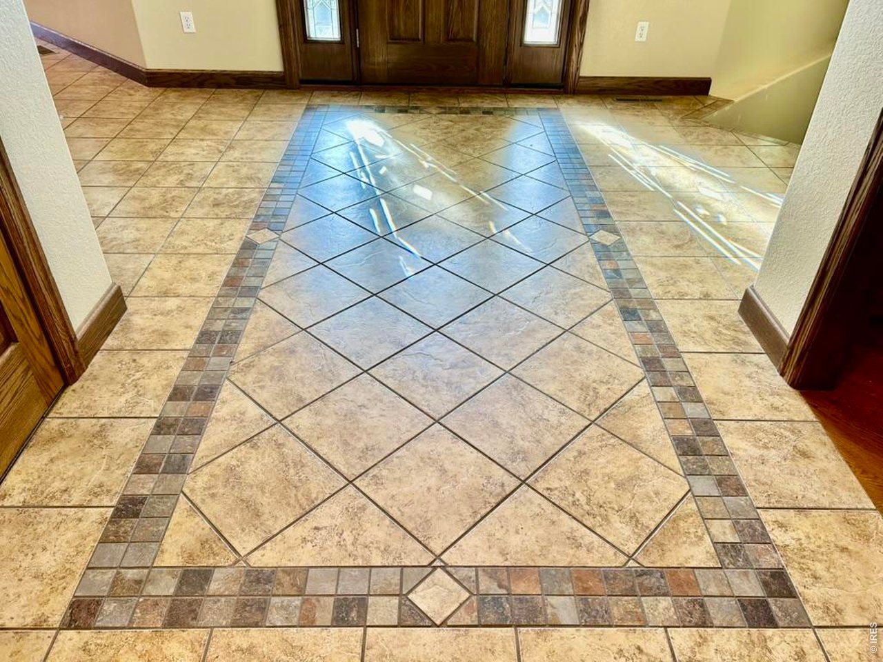 Entry Tile