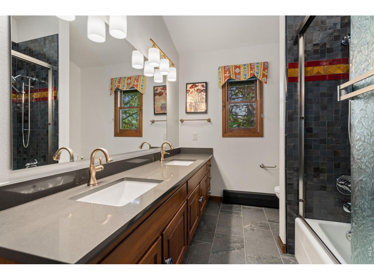 Remodeled second level bath