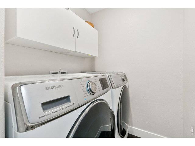 Property Photo 14 A functional laundry room.