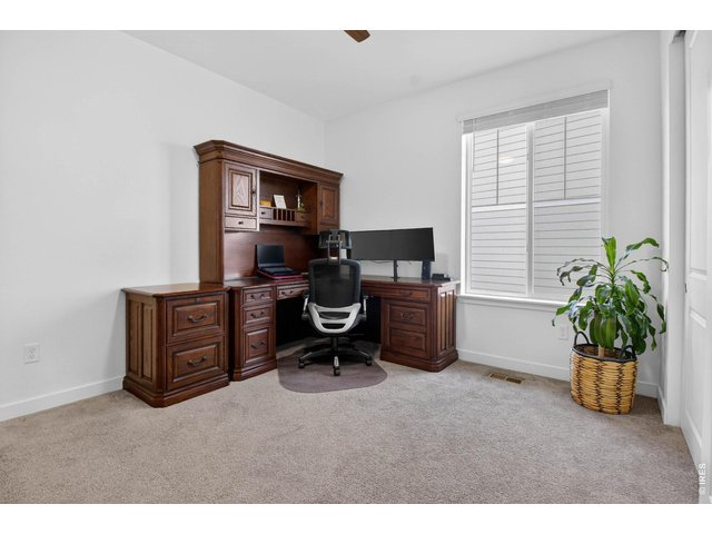 Property Photo 29 guest room #3 (or an office)