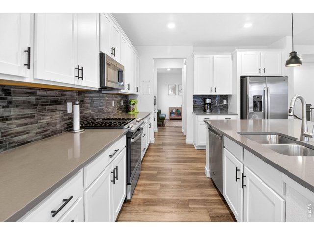 Property Photo 7 The kitchen that dreams are made of