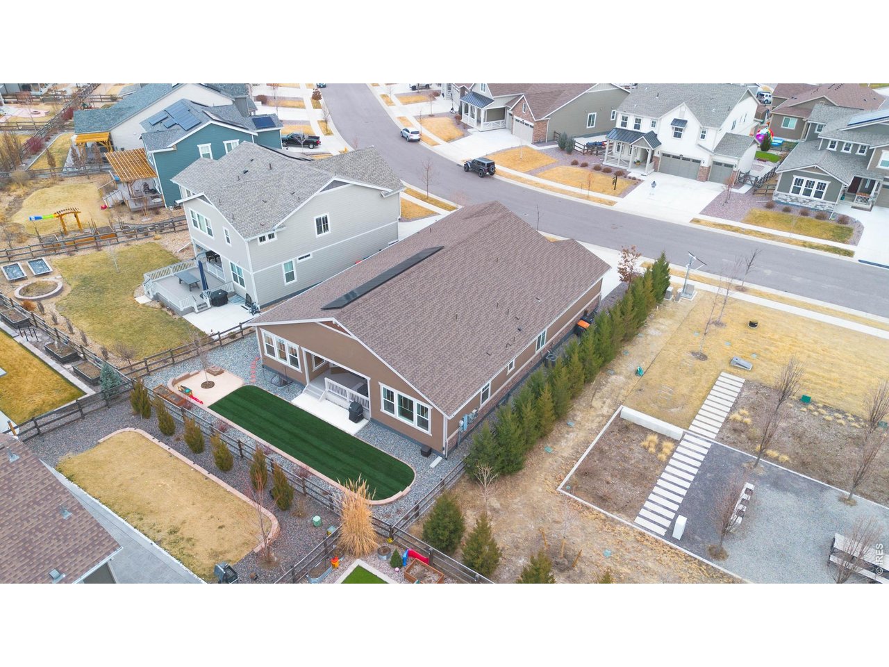 premium lot adjacent to open space park