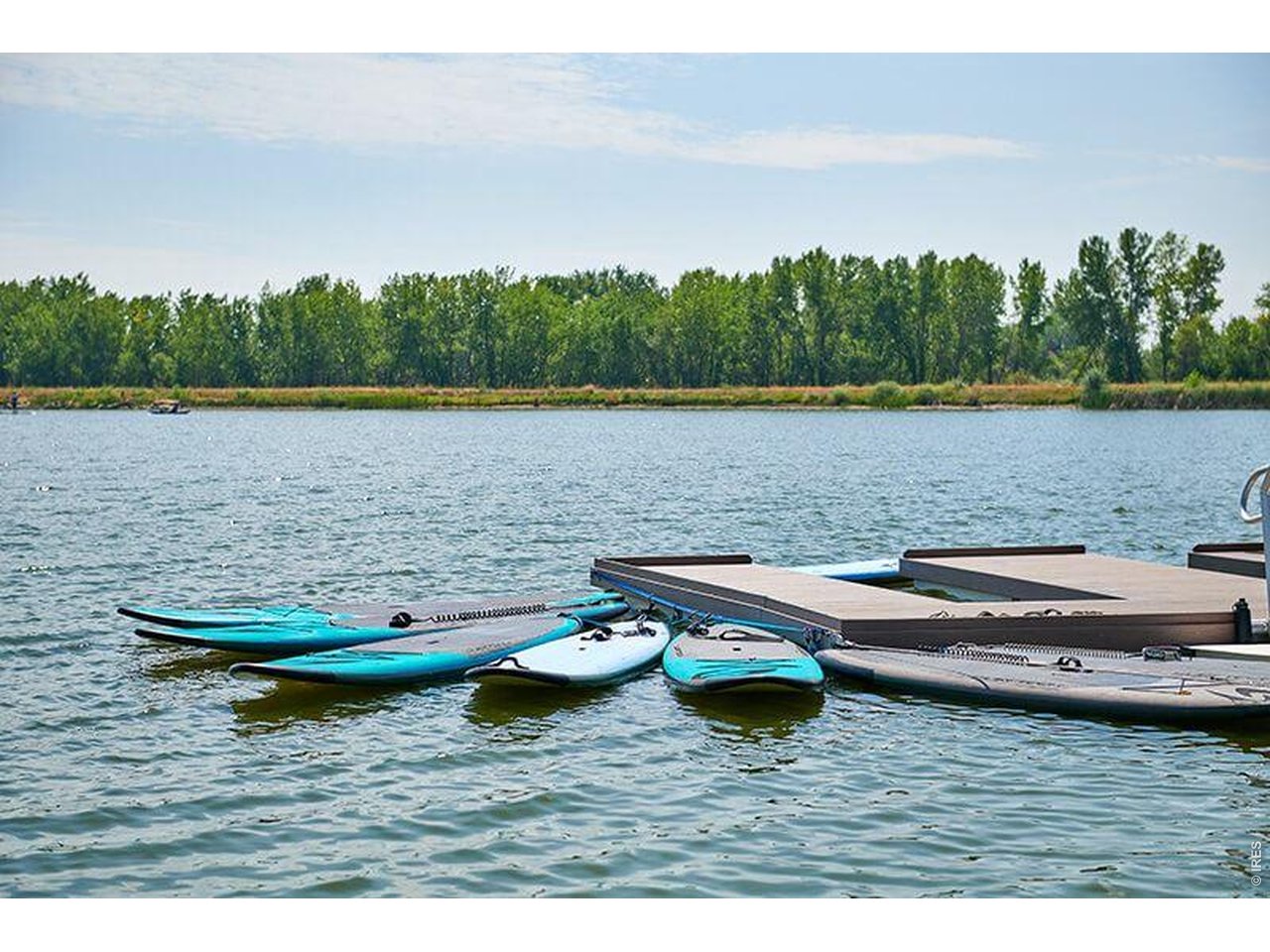 The many floating docks make loading and unloading a breeze