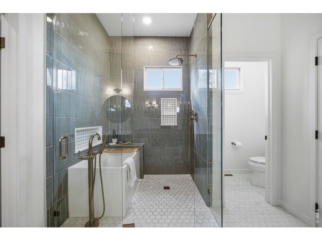 Property Photo 21 Luxury primary bath with heated floors
