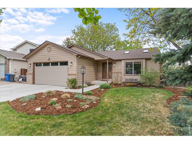 Property Photo 2 Amazing curb appeal