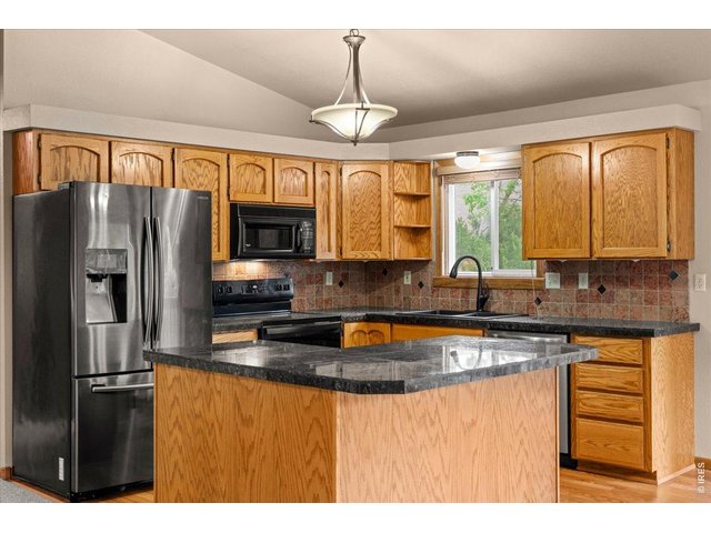 Property Photo 14 Granite tile countertops
