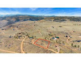 104 Twin Pillars Dr Livermore, CO 80536