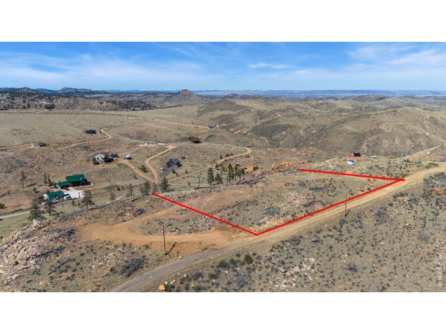 Property Photo 6 Lot lines are approximate